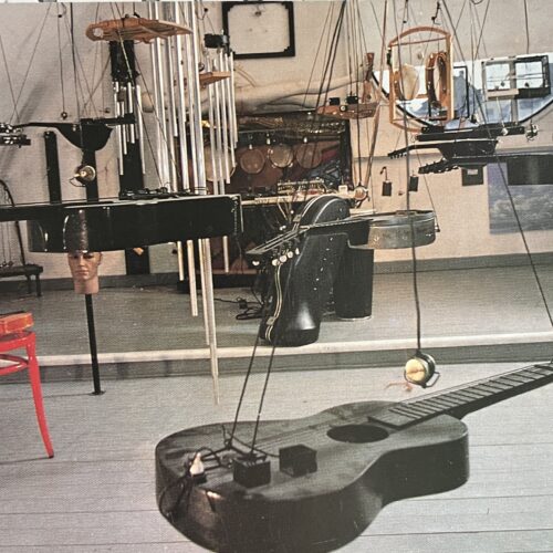 HARLEKIN'S FLUXEUM. INSTALLATION JOE JONES.